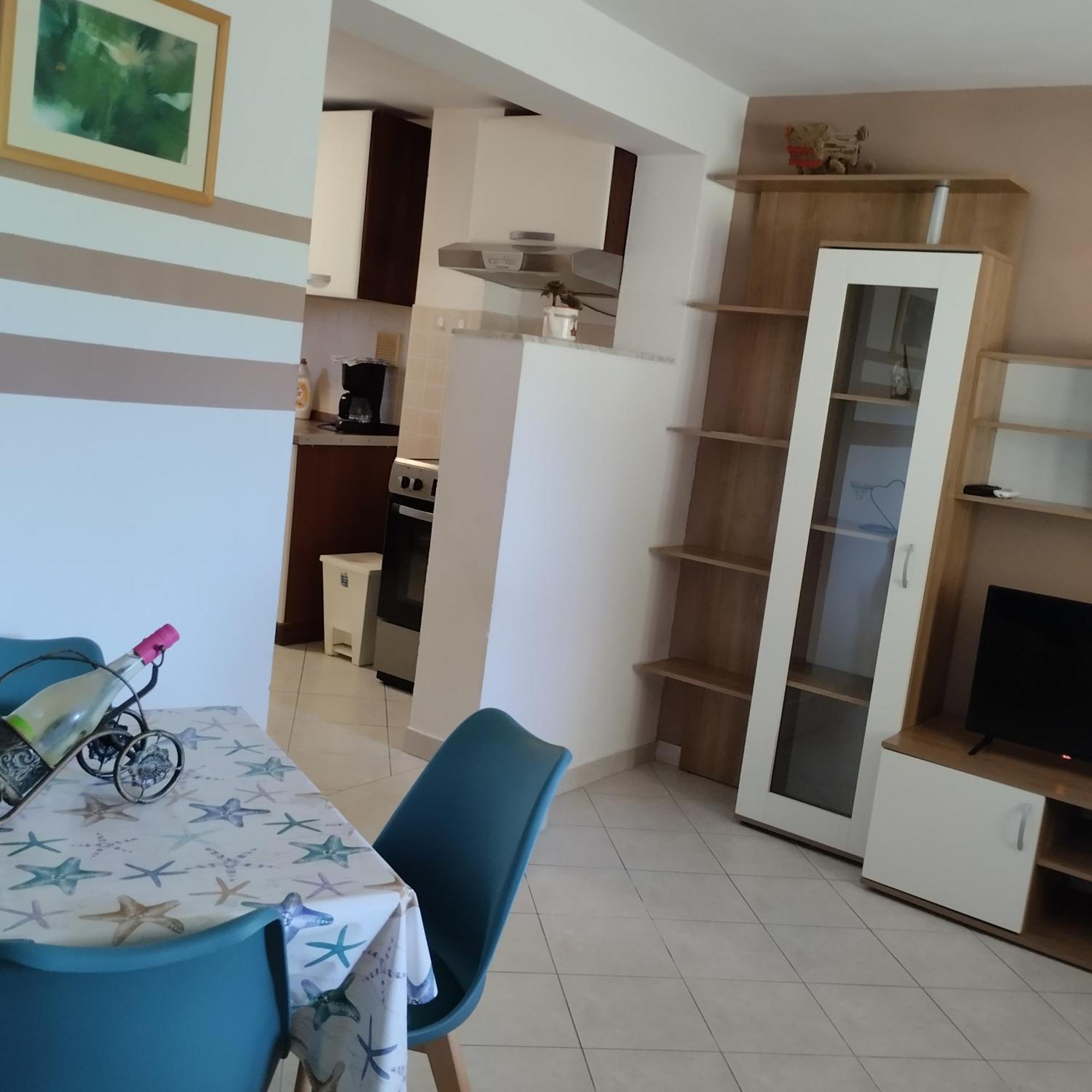 Apartmani Gero Lopar Eksteriør billede